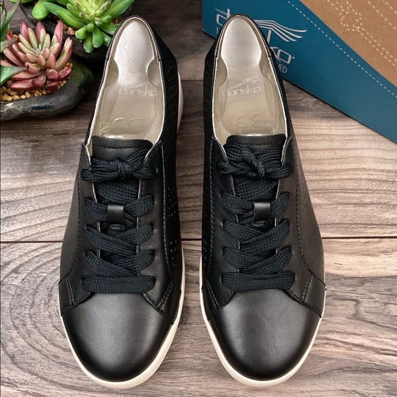 dansko orli sneaker